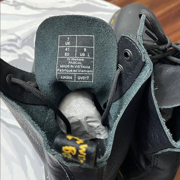 Dr. Martens 1460 Pascal Virginia Leather Black Lace Up Boots Size US 9 AW004 - Picture 3 of 8